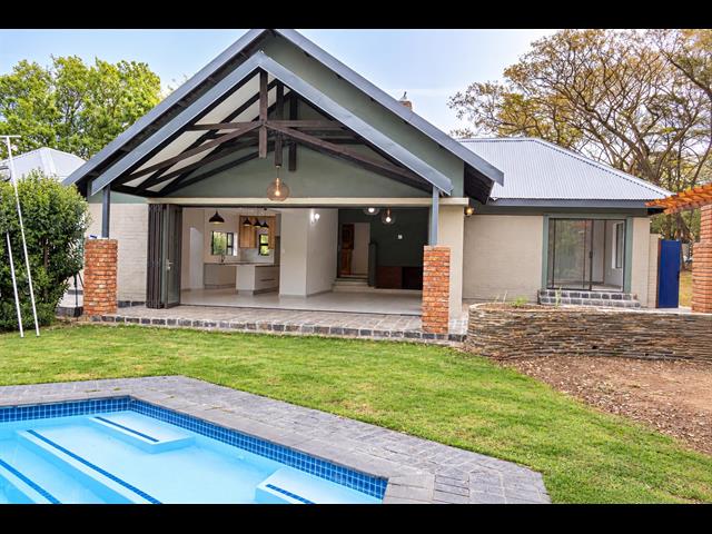 4 Bedroom House for sale in Vanderbijlpark SW 5