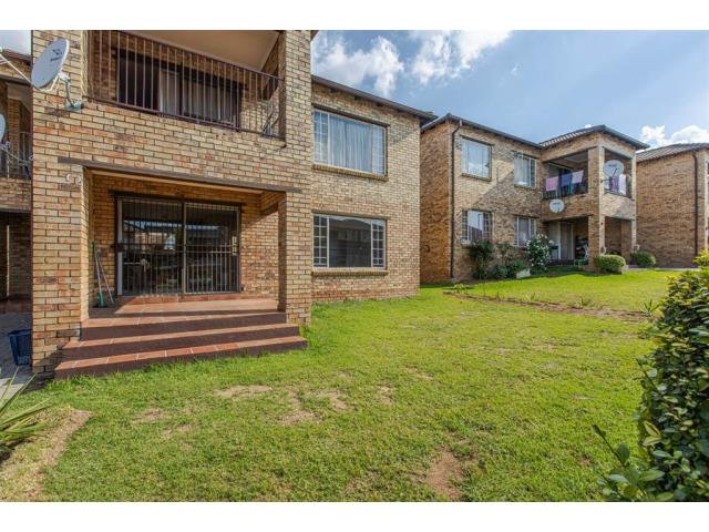 3 Bedroom Apartment for sale in Noordwyk