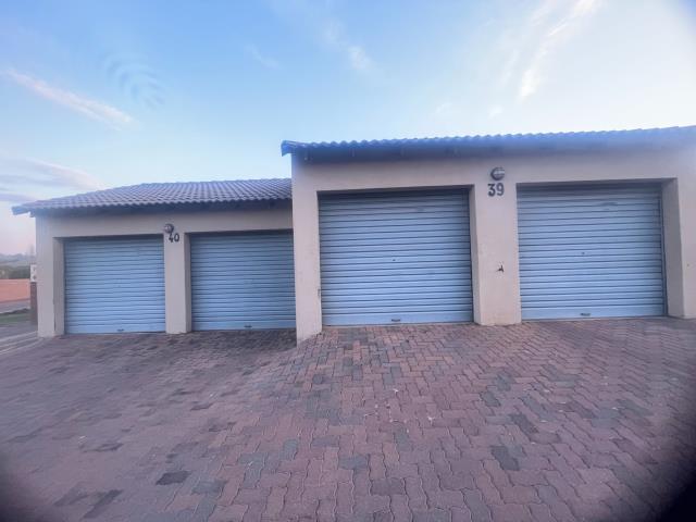 3 Bedroom Apartment for sale in Noordwyk