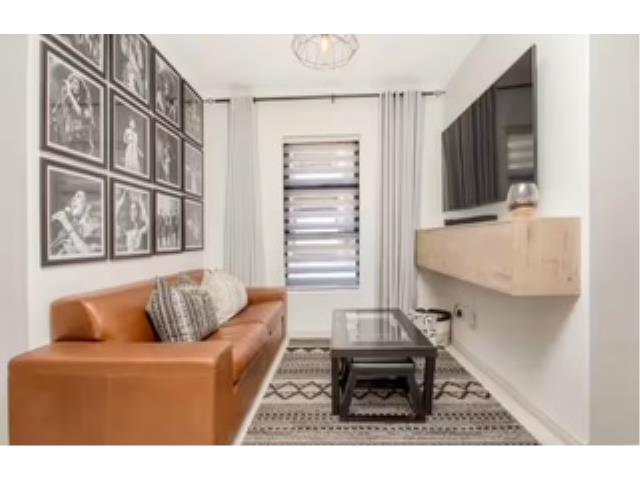 1 Bedroom Apartment for sale in Carlswald