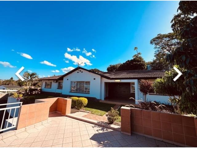 5 Bedroom House for sale in Silverglen