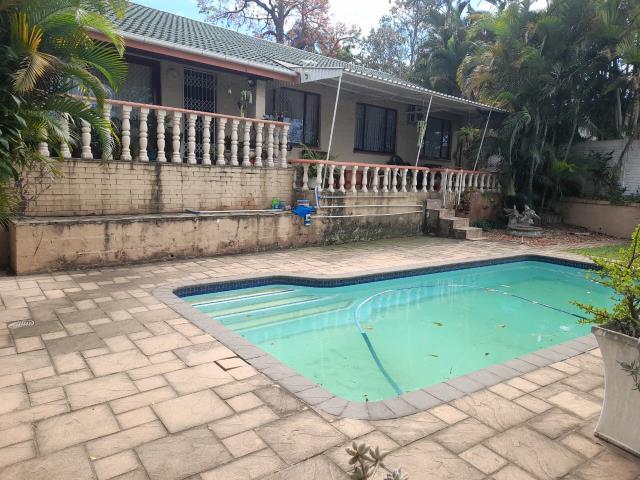 4 Bedroom House for sale in Escombe