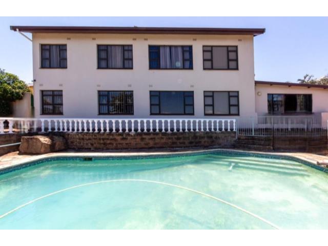 5 Bedroom House for sale in Bluff