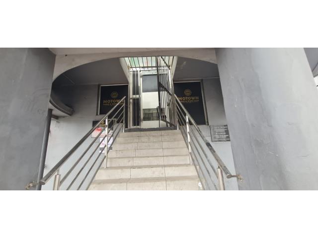 1158m² Commercial space for sale in Bluff