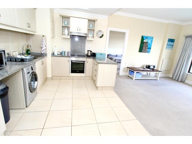 2 Bedroom Apartment for sale in Bothas Hill