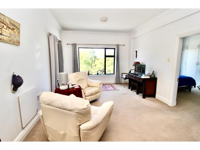 2 Bedroom Apartment for sale in Bothas Hill