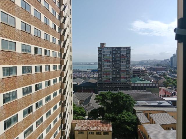 3 Bedroom Flat for sale in South Beach