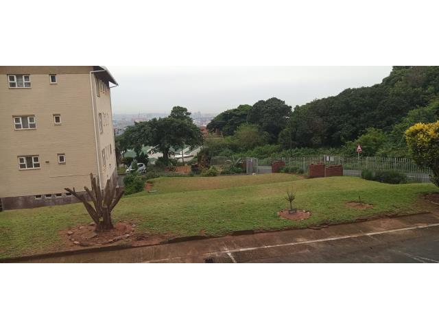 1.5 Bedroom Flat for sale in Bluff