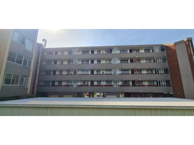2 Bedroom Flat for sale in Fynnland