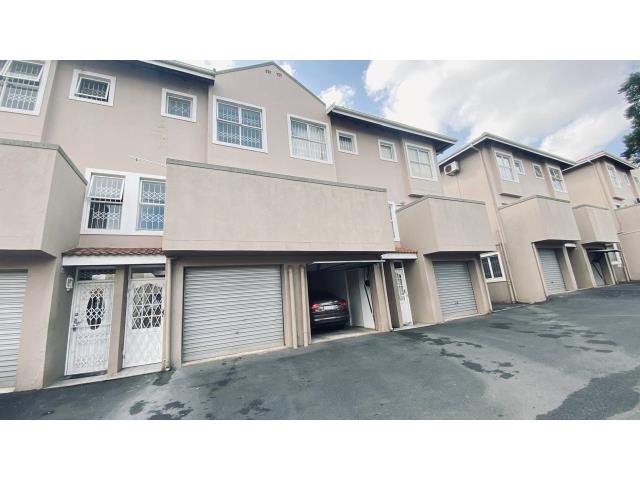 2 Bedroom Townhouse for sale in Musgrave