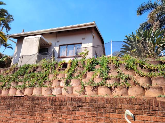 3 Bedroom House for sale in Bluff