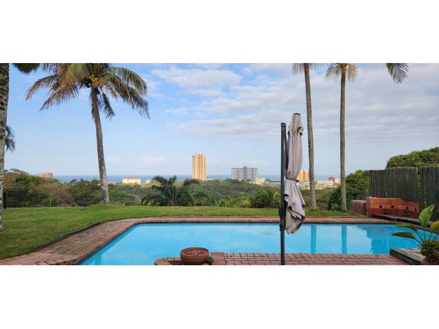 3 Bedroom Duplex for sale in Amanzimtoti