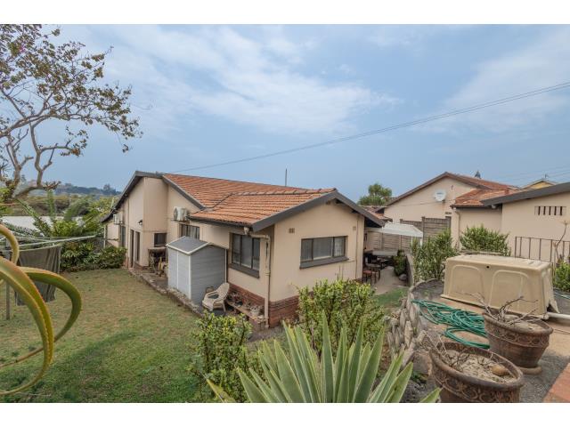 3 Bedroom House for sale in Bluff