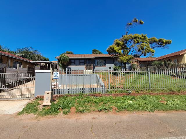 3 Bedroom House to let in Bluff