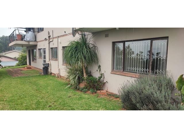 2 Bedroom House to let in Bothas Hill