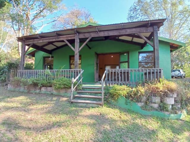 2 Bedroom Garden Cottage to let in Kloof