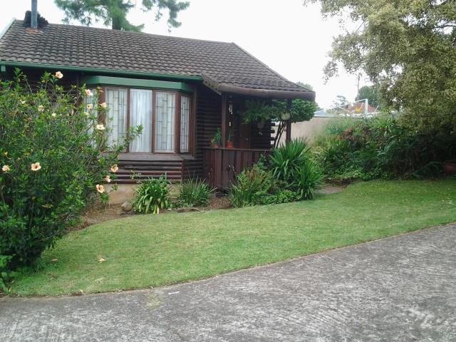 1 Bedroom Garden Cottage to let in Hillcrest Central