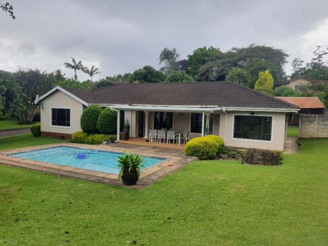 3 Bedroom House to let in Forest Hills