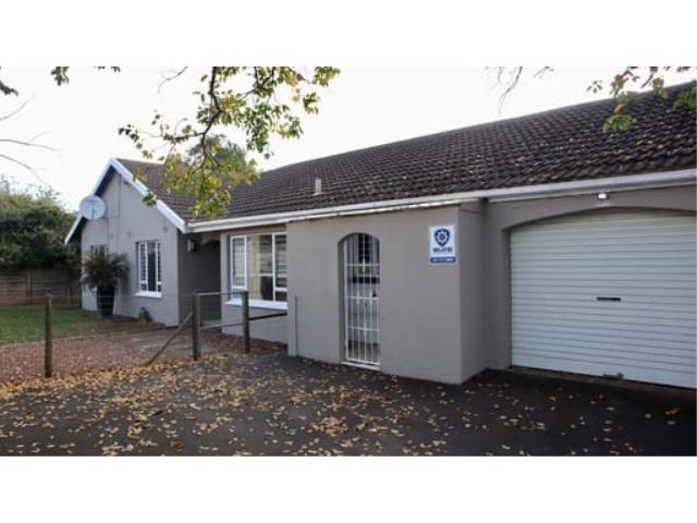 3 Bedroom House to let in Waterfall