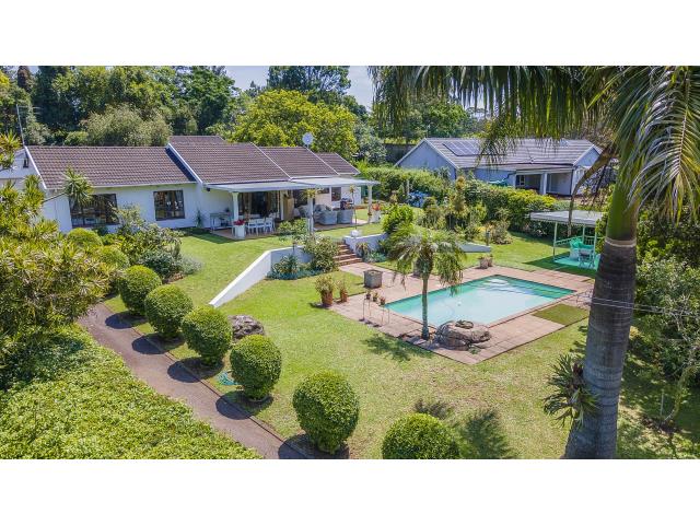 3 Bedroom House for sale in Hillcrest Central