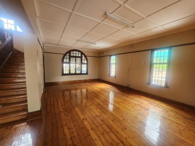 4 Bedroom House to let in Moseley Park