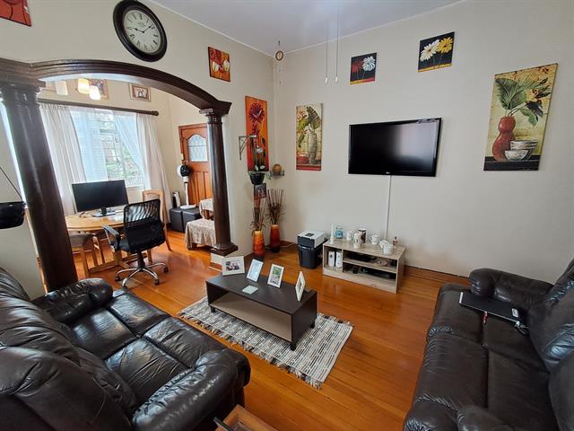 2 Bedroom Apartment for sale in Umbilo