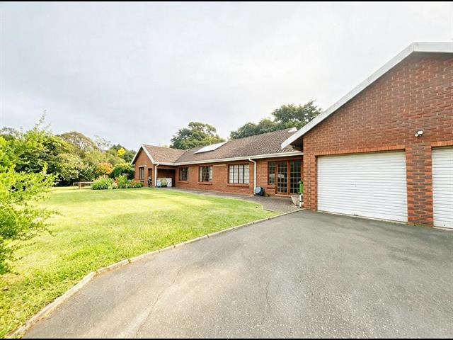 3 Bedroom House for sale in Forest Hills
