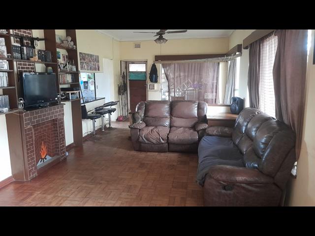 7 Bedroom House for sale in Bluff
