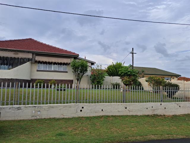 3 Bedroom House for sale in Bluff