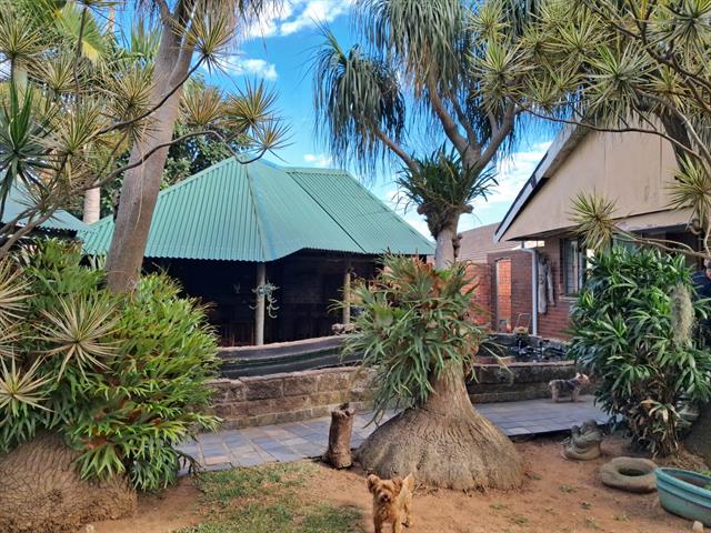 3 Bedroom House for sale in Bluff