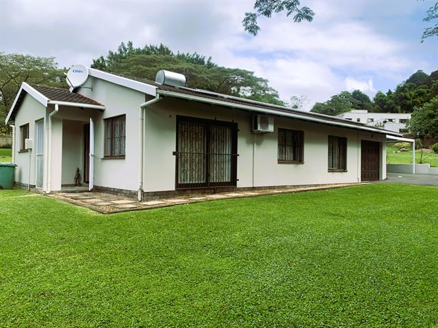 2 Bedroom House for sale in Crestholme