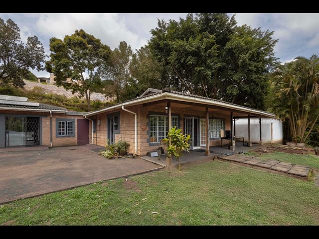 3 Bedroom House to let in Forest Hills