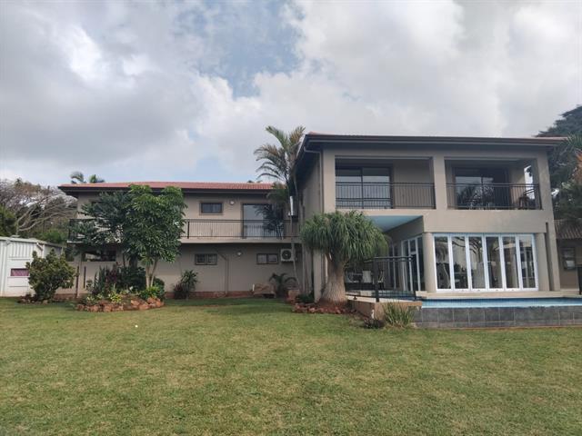 8 Bedroom House for sale in Forest Hills