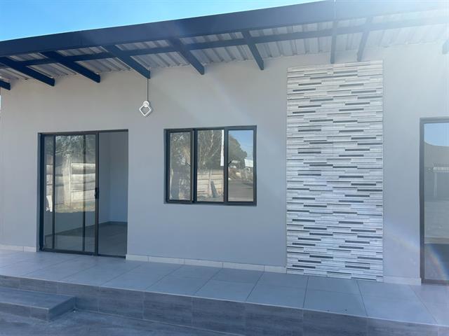 22m² Office space to let in Waterfall