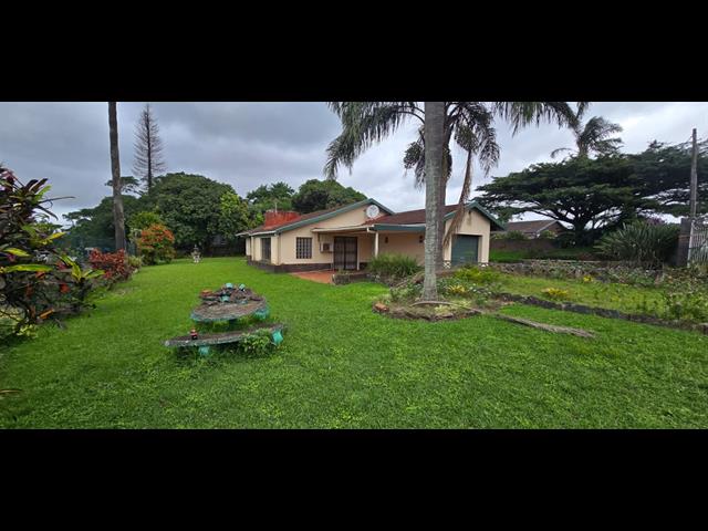 4 Bedroom House for sale in Sea View