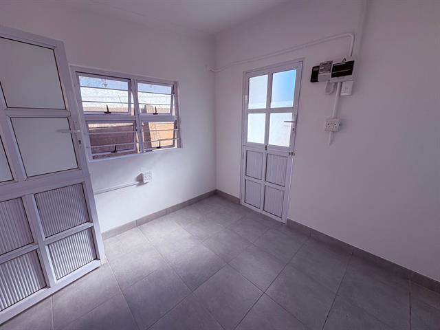 Bachelor apartment to let in Bluff