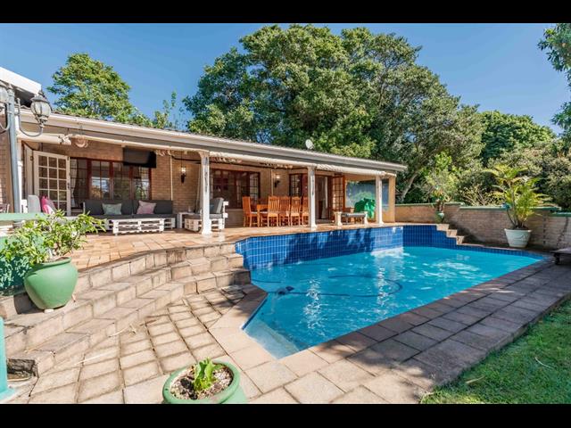 4 Bedroom House for sale in Kloof