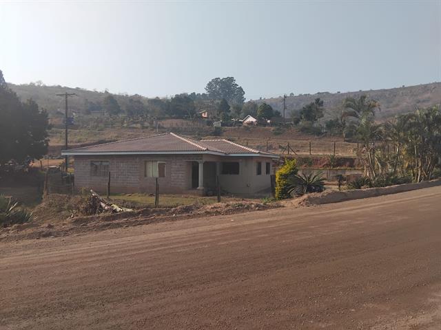 4454  m² Smallholding for sale in Cliffdale
