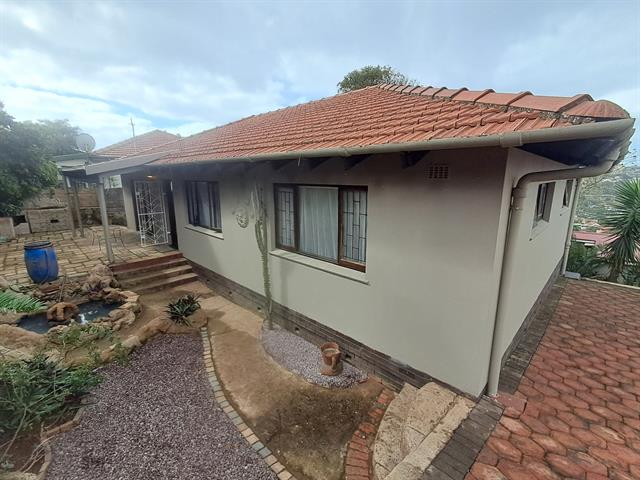 3 Bedroom House for sale in Grosvenor