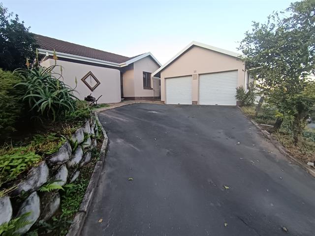 3 Bedroom Townhouse for sale in Escombe