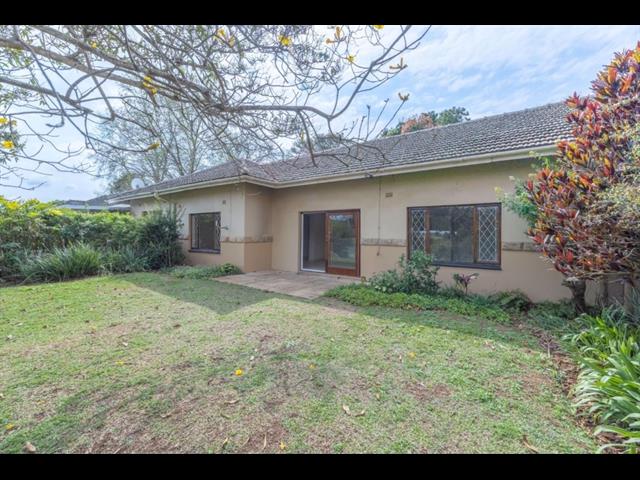 2 Bedroom Simplex for sale in Waterfall