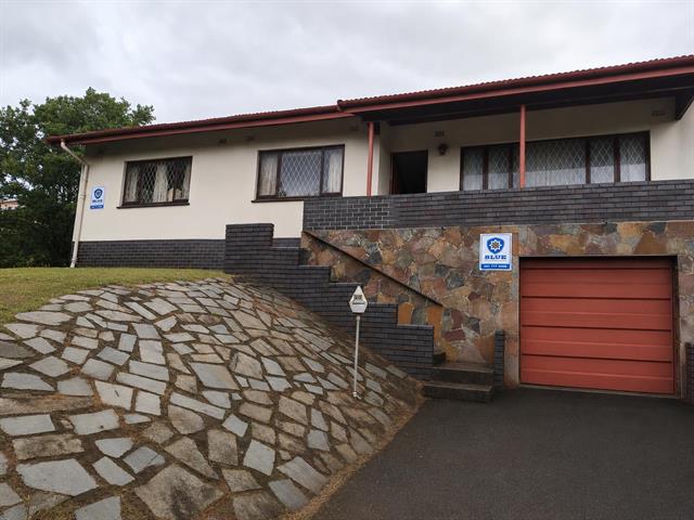 3 Bedroom House for sale in Bluff
