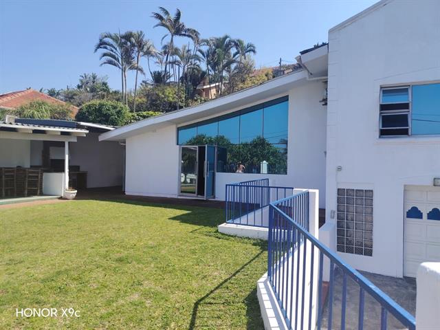 3 Bedroom House for sale in Bluff