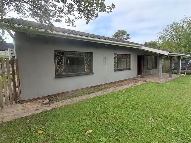3 Bedroom House for sale in Sea View