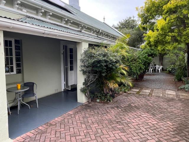 6 Bedroom House for sale in King Williams Town Central