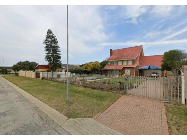 4 Bedroom House for sale in Amsterdamhoek