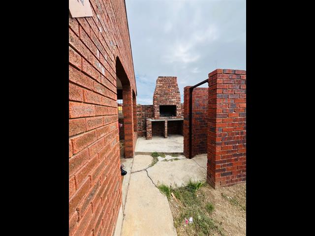 3 Bedroom House to let in Booysen Park