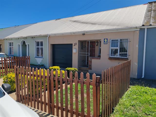 2 Bedroom House to let in Sydenham