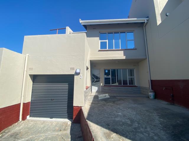 3 Bedroom Townhouse for sale in Tongaat Central