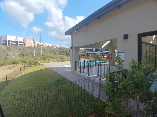 2 Bedroom Apartment to let in Waterfall